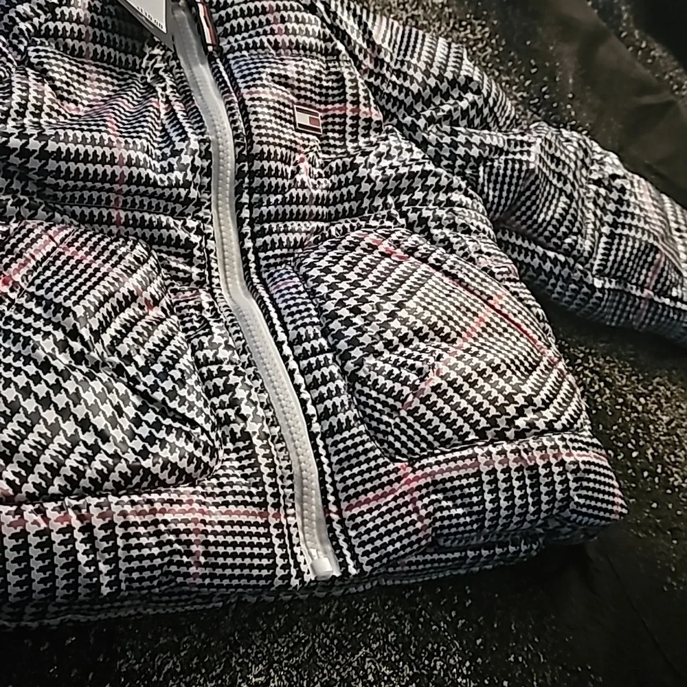 Jacket - Picture 2 of 4